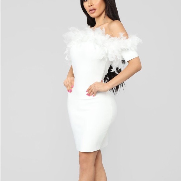 Fashion Nova Dresses & Skirts - White Feather Detail Dress XS